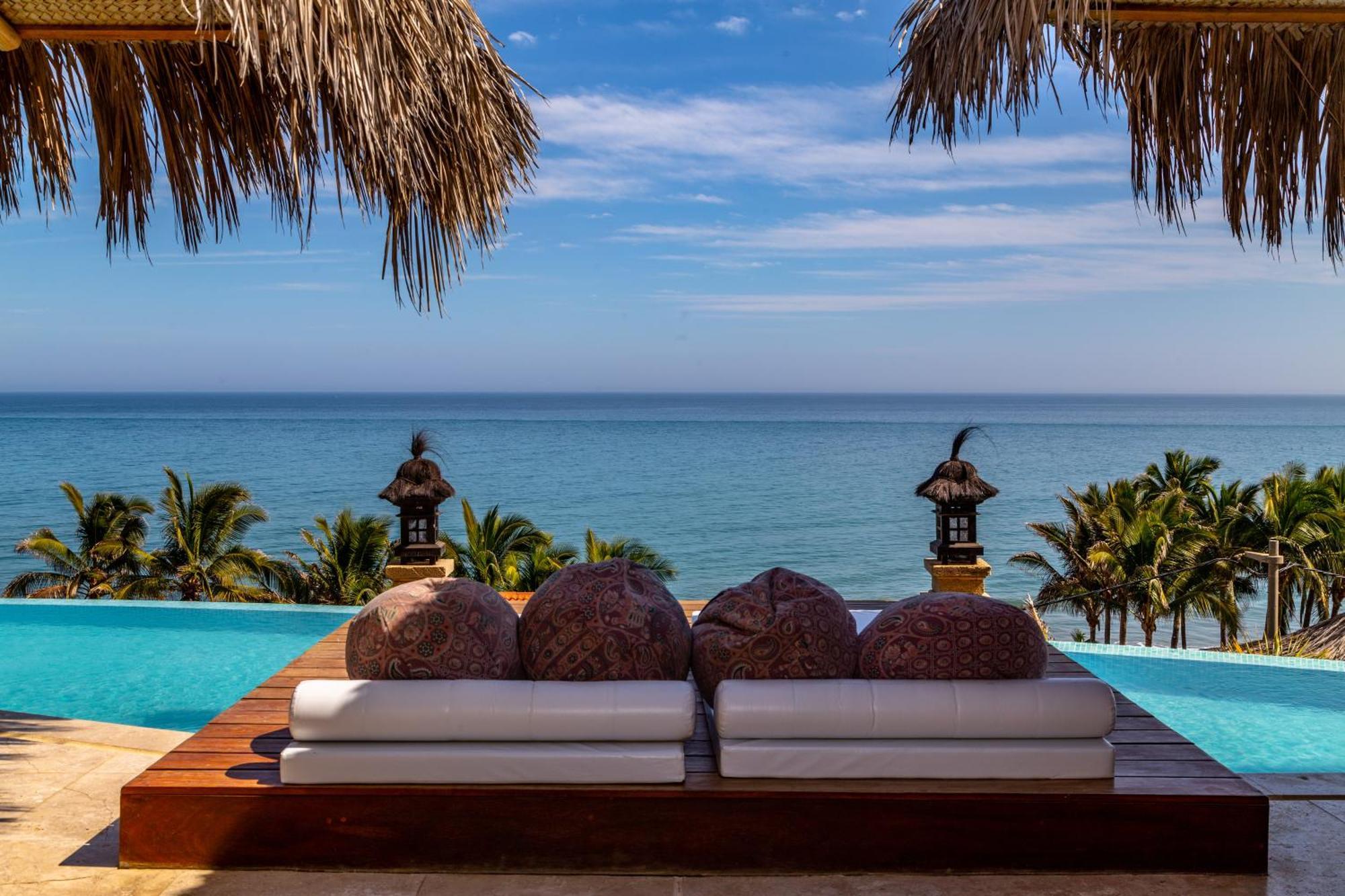Dco Suites Lounge & Spa Mancora Exterior photo